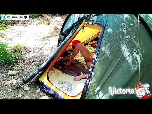 ❤️ Tented Stranger szenvedélyes kézimunkája a kamerában Szex videó at hu.https-tubsexer.ru ️