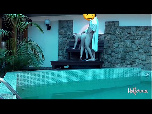 ❤️ A főnök meghívja a szobalányt a medencébe, de nem tud ellenállni egy forró Szex videó at hu.https-tubsexer.ru ️
